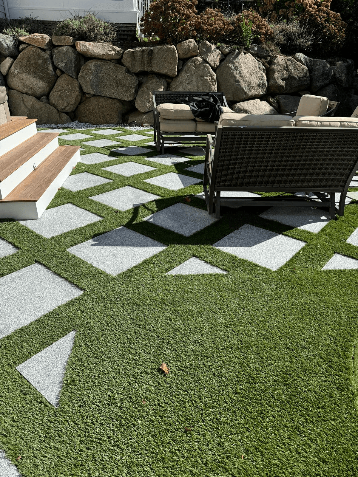 Landscape garden settings